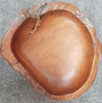 WOODEN DECORATIVE BOWL 