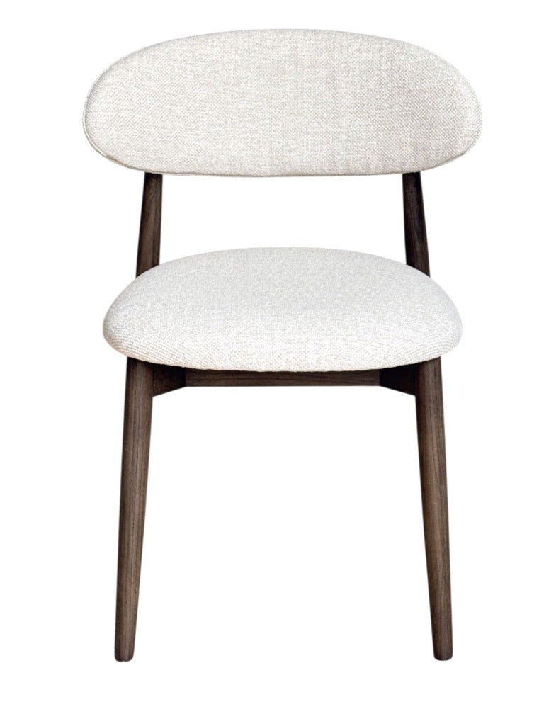 Light Dakota 220cm Mango Wood Dining Table & 8 Scandi Cream Boucle Oak Dining Chair - In Stock