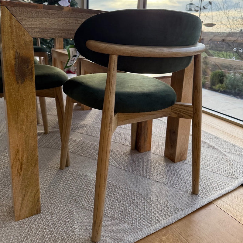 Light Dakota 220cm Mango Wood Dining Table & 8 Scandi Green Velvet Oak Dining Chair - In Stock