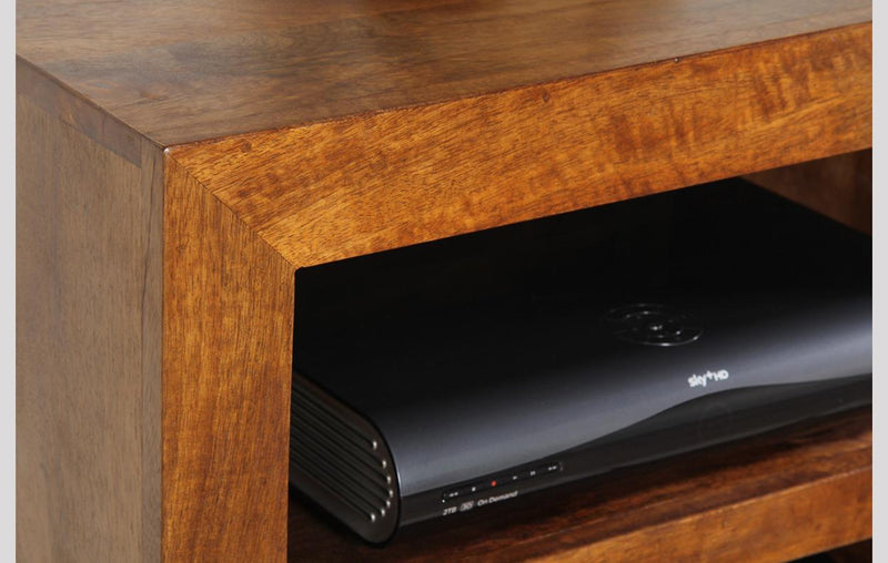 Dakota Small Hi-Fi Unit