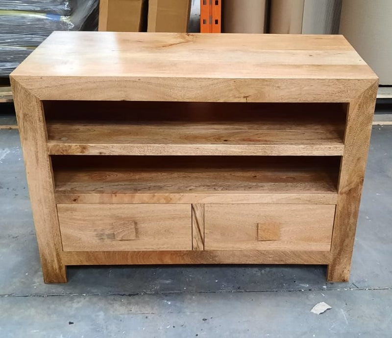 Small Light Dakota Media Unit