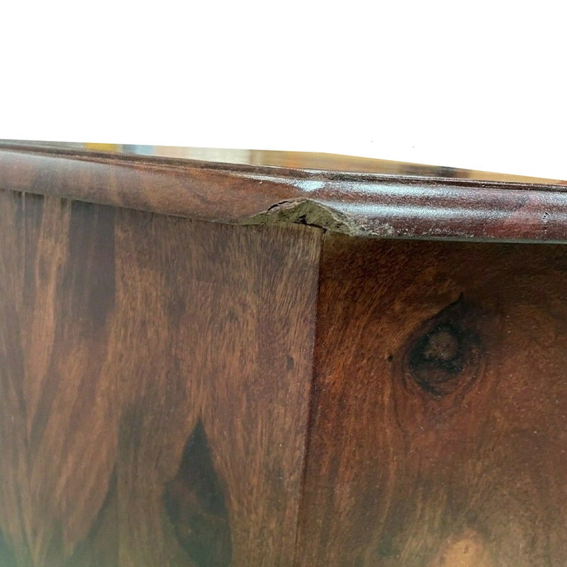 Jali Corner TV Unit